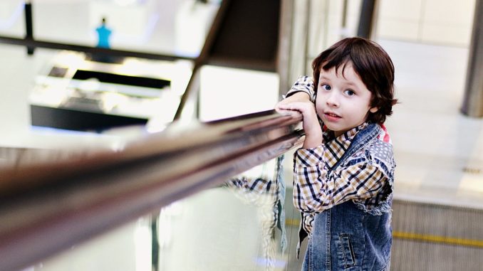 Wie einfach können Kinder im Internet bestellen?