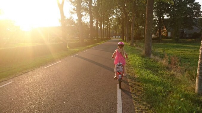 Mit dem Fahrrad zur Schule