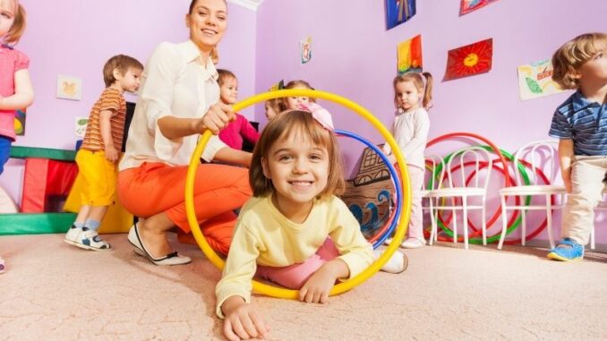 Wie Kinder spielend lernen Wie Kinder spielend lernen