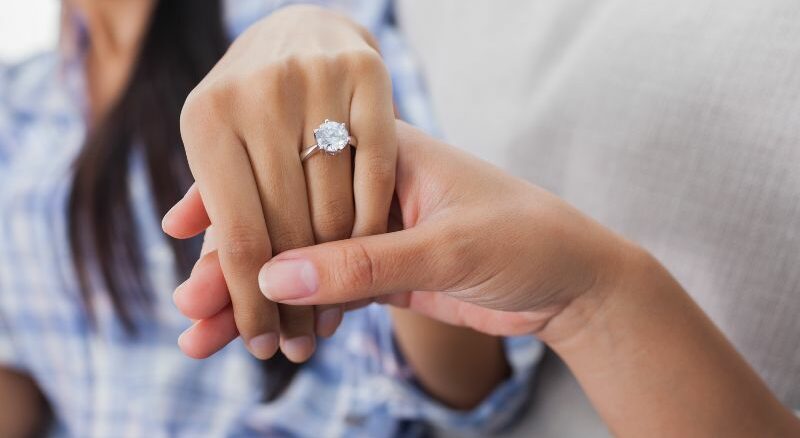 Der perfekte Verlobungsring- Tipps für die Wahl des Ringes
