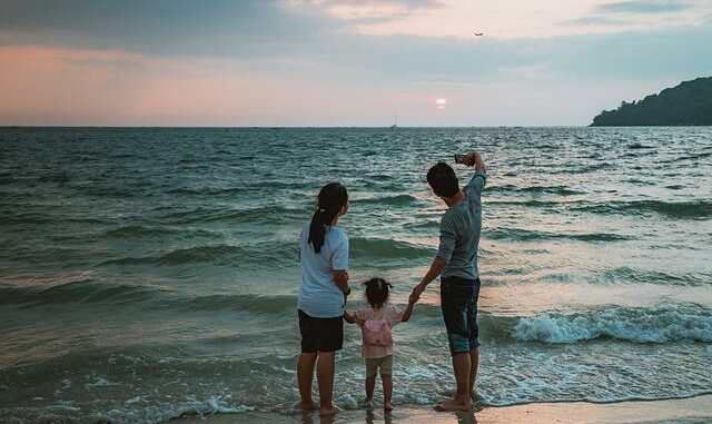 Sommeraktivitäten mit Kindern für drinnen und draußen