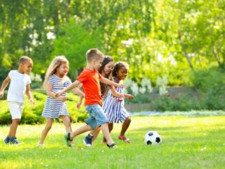 10 Rasenspiele für Kinder: Spaß und Aktivität im Freien