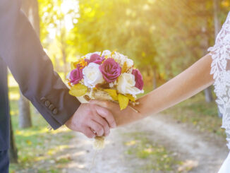 Minimalistisch heiraten: Wenn Liebe keine große Bühne braucht